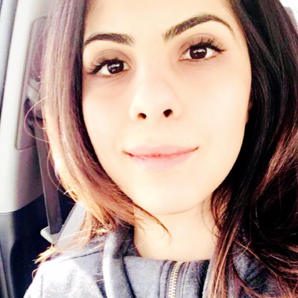 Meet your Posher, Farzana